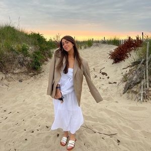 Meet your Posher, Olivia